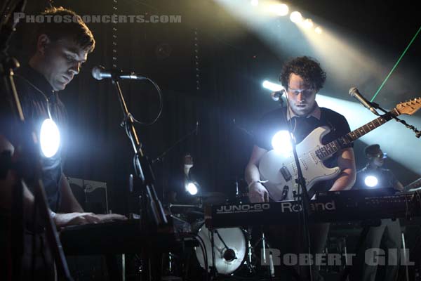 METRONOMY - 2010-10-30 - PARIS - CentQuatre - 